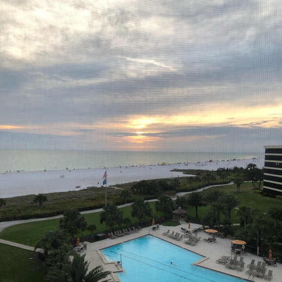 Meet your Posher, Kimberlee - Picture 1 of 1